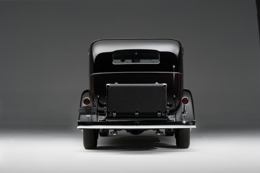  Marmon Sixteen Limousine by LeBaron 1931 года  (фото 14 из 18)
